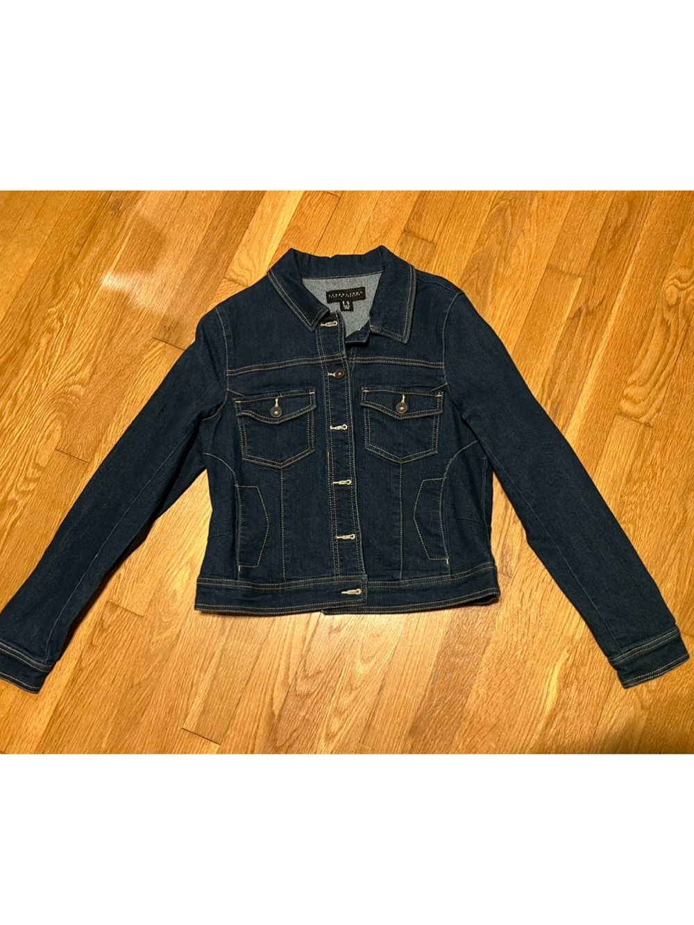 Tinseltown Denim Jacket Blue Size Small (4) small pockets